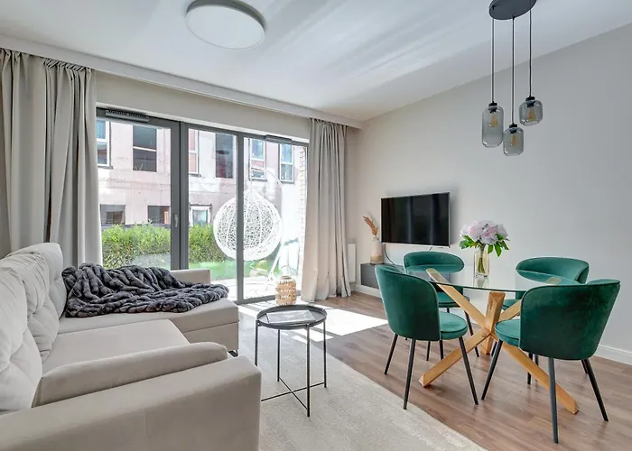 Scala Center & By Lion Apartmán *